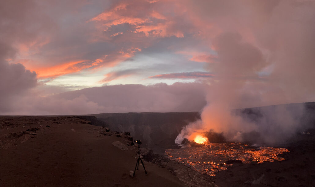 Kilauea eruption sunset on January 22, 2025