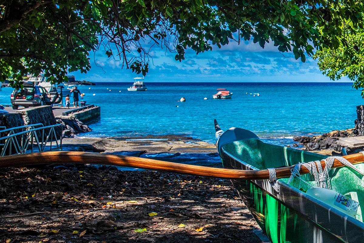 Keauhou harbor canoe