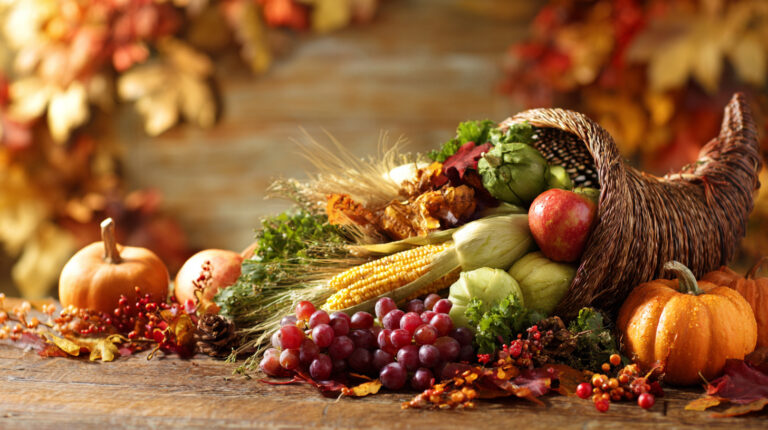 Thanksgiving bounty horn